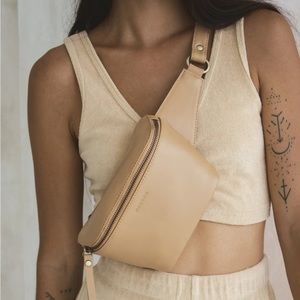 Mandrn Remy Leather Fanny Pack